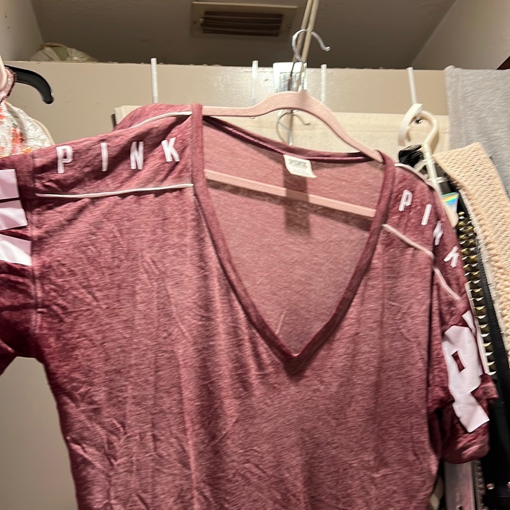 VS T-shirt